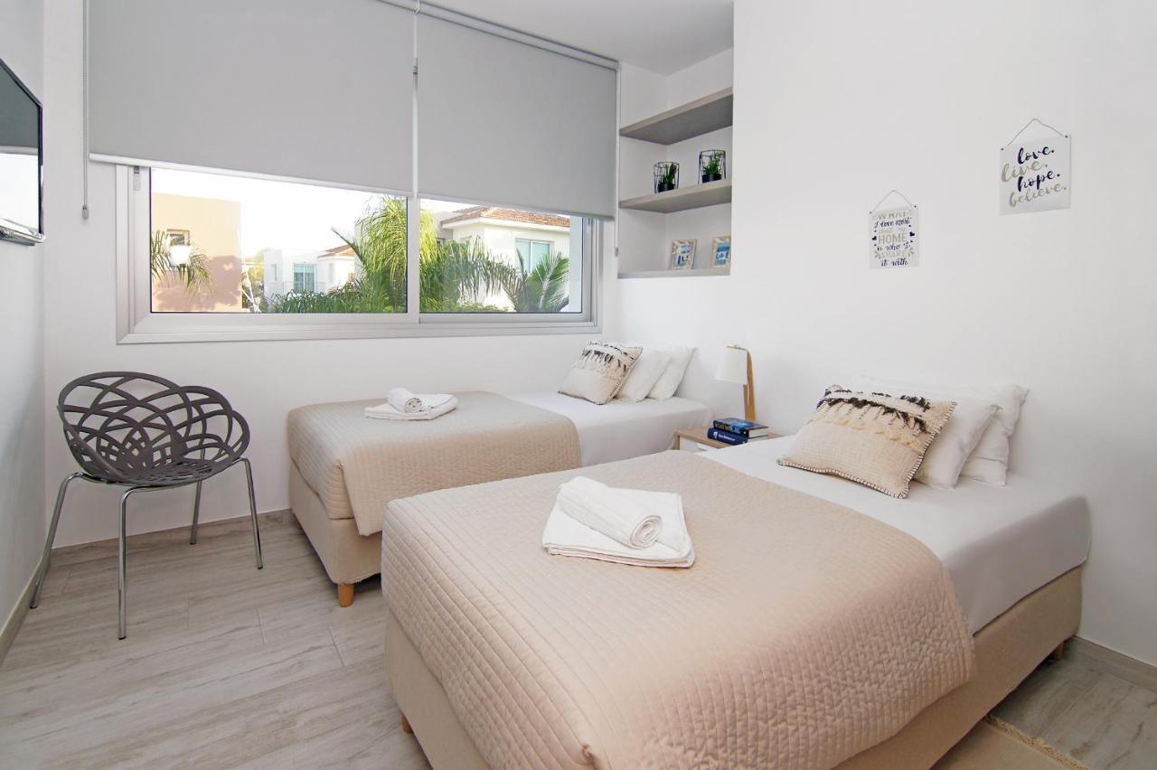 Villa Lily Protaras Exterior photo